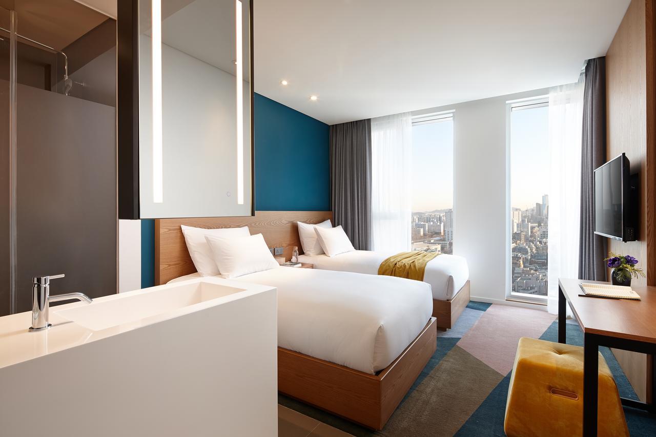 Hotel L7 Hongdae By Lotte 4*